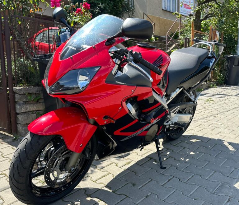 cbr600r e1762168129571